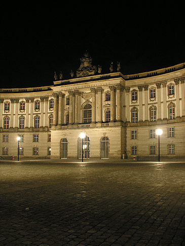 Fotos Alte Bibliothek am Bebelplatz bei Nacht | Berlin