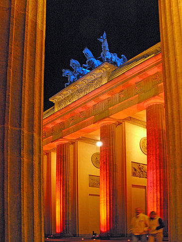 Brandenburger Tor bei Nacht Foto 