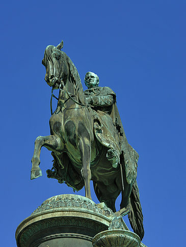 König-Johann-Statue
