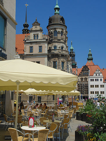 Foto Cafe vor dem Schloss