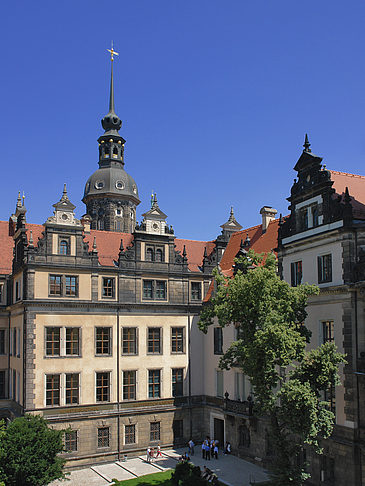 Schloss aus Taschenbergpalais Fotos