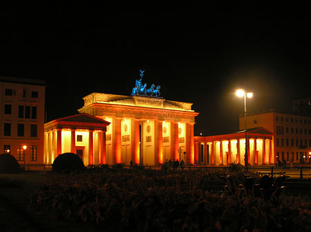 Brandenburger Tor bei Nacht Foto 