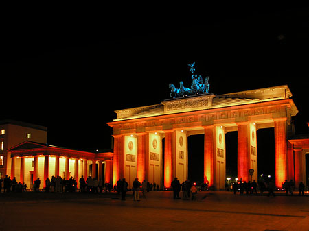 Brandenburger Tor bei Nacht Foto 