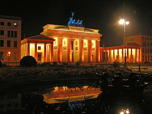 Pariser Platz bei Nacht Foto 
