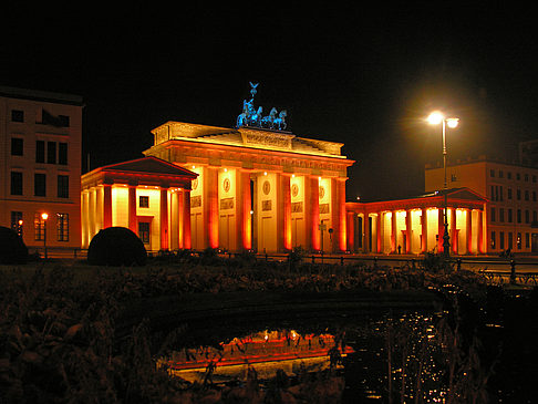 Pariser Platz bei Nacht