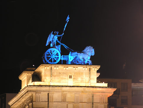 Quadriga bei Nacht Fotos