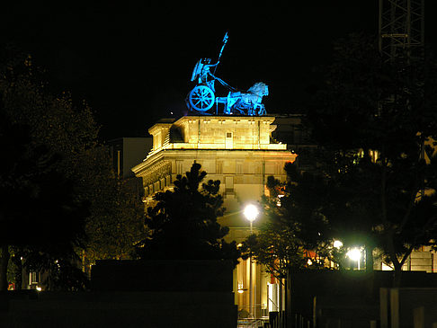 Quadriga bei Nacht Fotos