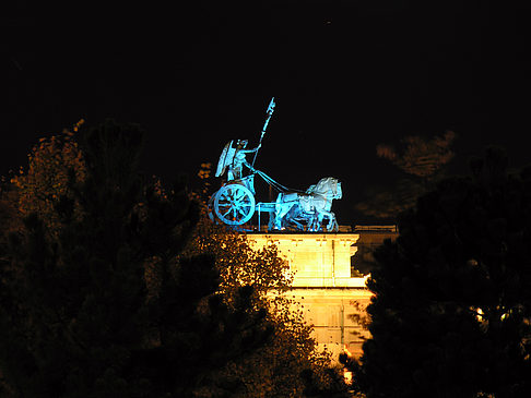 Quadriga bei Nacht Foto 