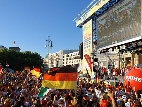 Bühne auf dem Fanfest