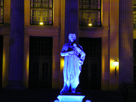 Schillerbrunnen Fotos
