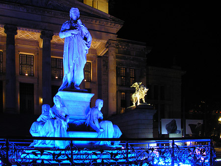 Fotos Schillerbrunnen