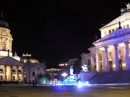 Schillerbrunnen Foto 