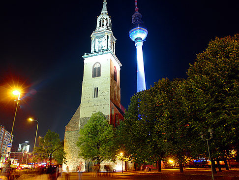 Marienkirche und Fernsehturm Fotos