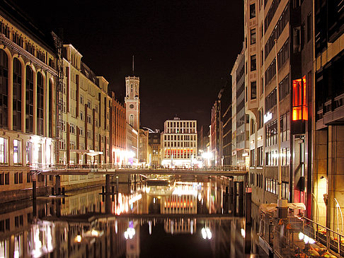 Bleichenfleet bei Nacht Foto 