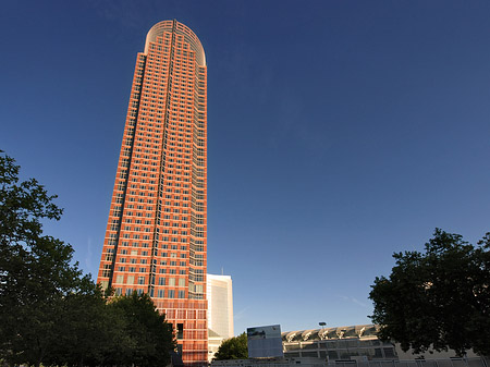 Fotos Messeturm mit Kastor