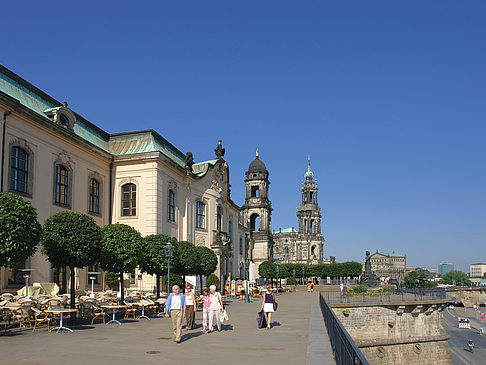 Brühlsche Terrasse Foto 