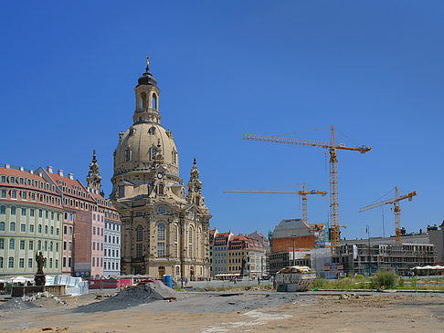 Frauenkirche mit Baustelle Fotos