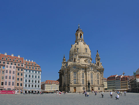 Frauenkirche mit Baustelle Fotos