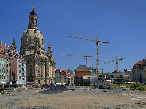 Frauenkirche mit Baustelle Fotos
