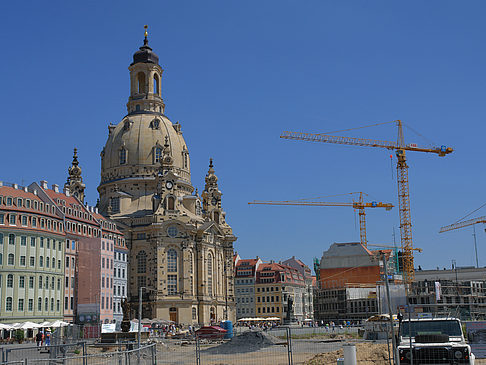 Frauenkirche mit Baustelle