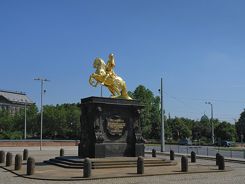 Goldener Reiter Fotos