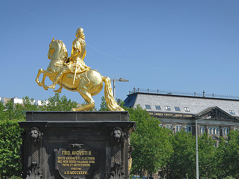 Goldener Reiter Foto 