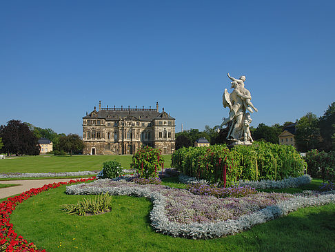 Foto Statue vor dem Palais - Dresden