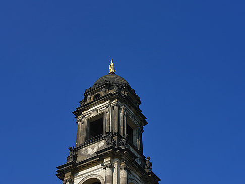 Foto Dach des Gerichts