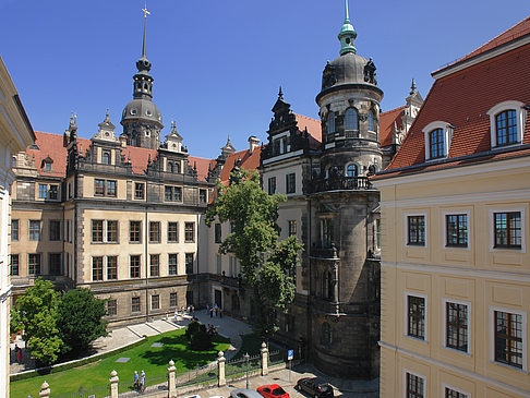 Schloss aus Taschenbergpalais Foto 