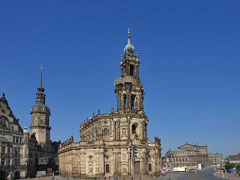 Hofkirche und Georgentor Foto 