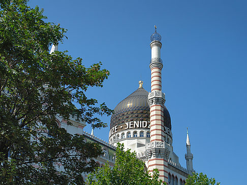 Kuppel und Schornsteine Foto 